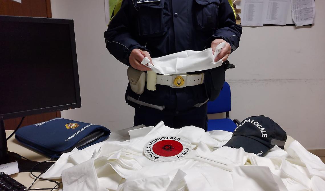 La Polizia Locale di Foggia sequestra 197 mascherine vendute in strada senza autorizzazione