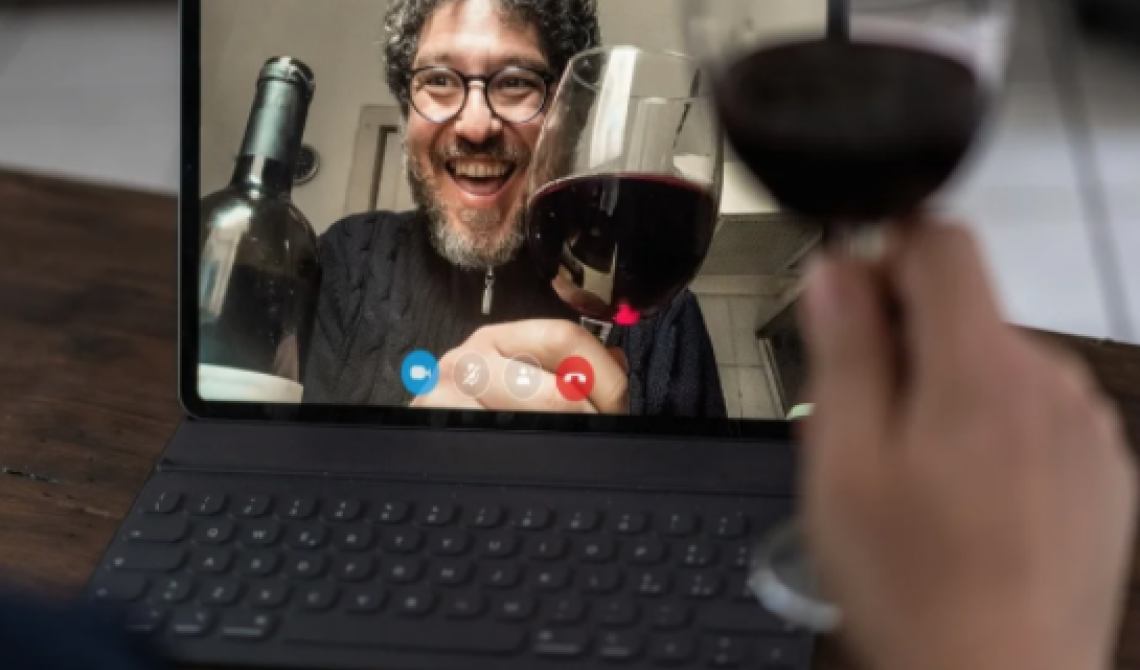 Nel lockdown, più che mangiare, abbiamo bevuto