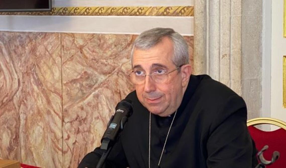 Coronavirus, contagiato l'arcivescovo di Bari: è ricoverato in ospedale