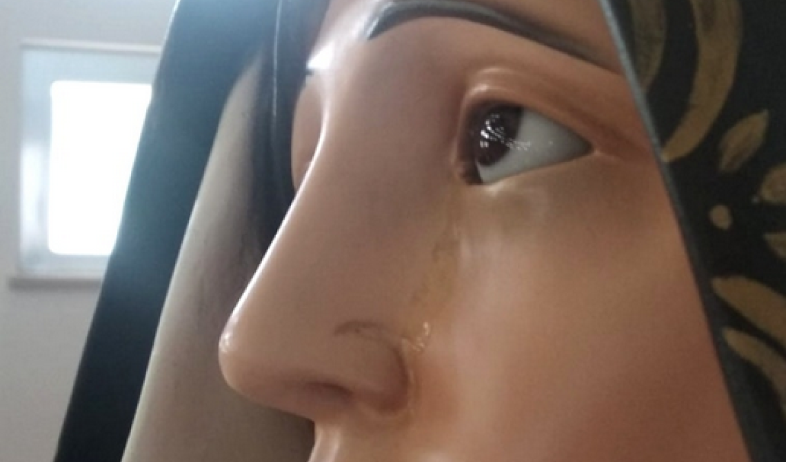Pisticci, madonna in lacrime, il vescovo manda don Filippo Lombardi e un medico per gli accertamenti