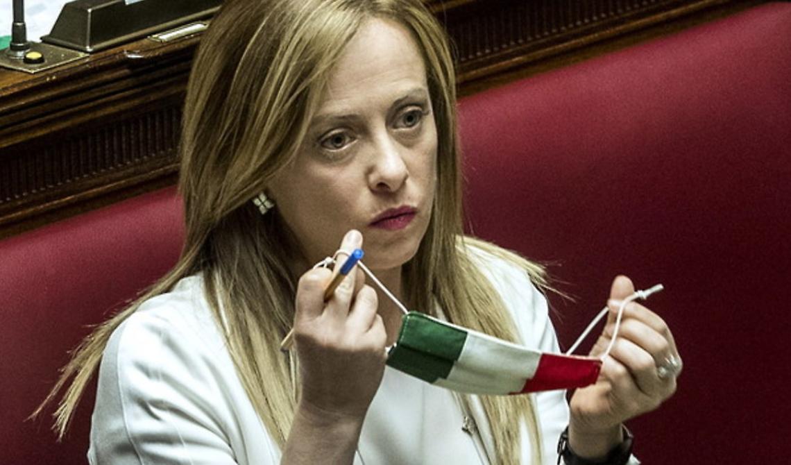 Meloni attacca Speranza: «Il green pass è un ricatto. Non va modificato, va abolito»