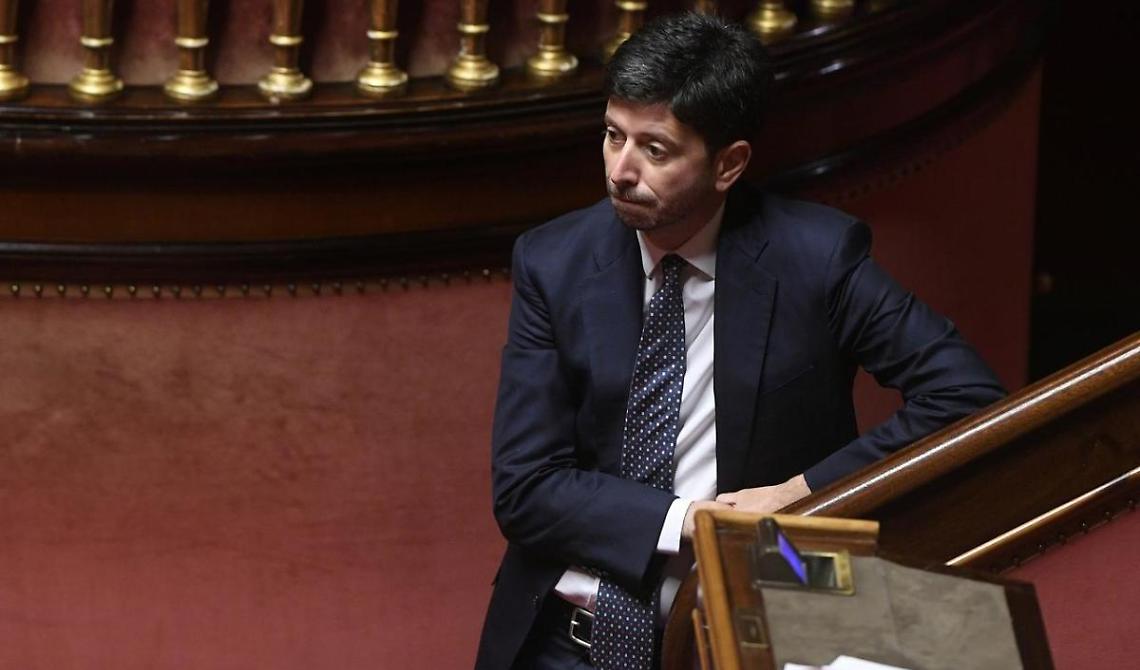 Covid, accolto il ricorso Speranza-Aifa: si torna a tachipirina e vigile attesa