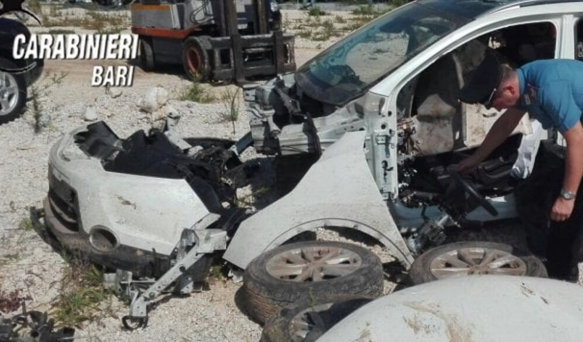 Rubavano auto a Bari e le "macellavano" a Foggia per poi rivendere i pezzi: 5 arresti