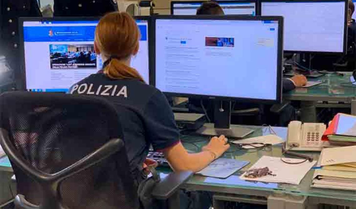 Finisce nella rete della Polizia postale un uomo di Foggia accusato di aver frodato 50mila euro a una società farmaceutica di Viterbo
