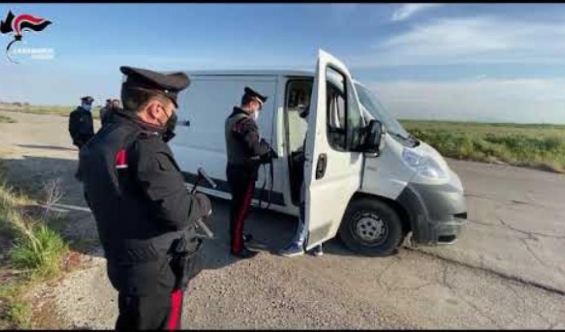 Si nascondeva nel centro di Foggia il latitante principe ivoriano dei caporali, ma non sfugge ai Carabinieri