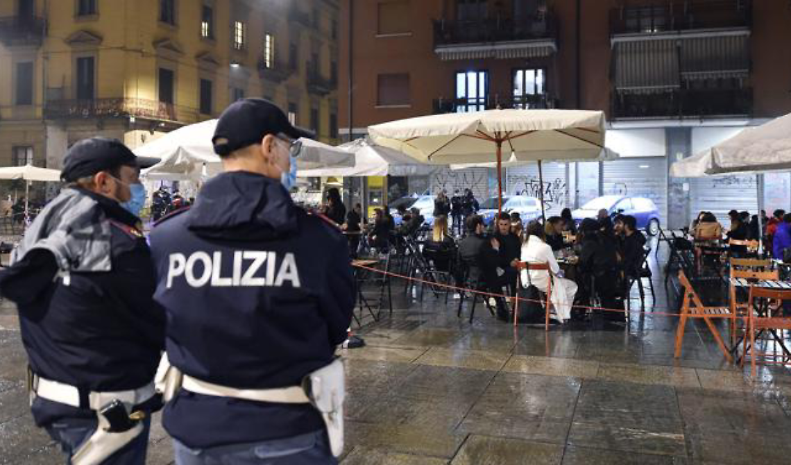 Coprifuoco alle 24 tra una settimana in Puglia