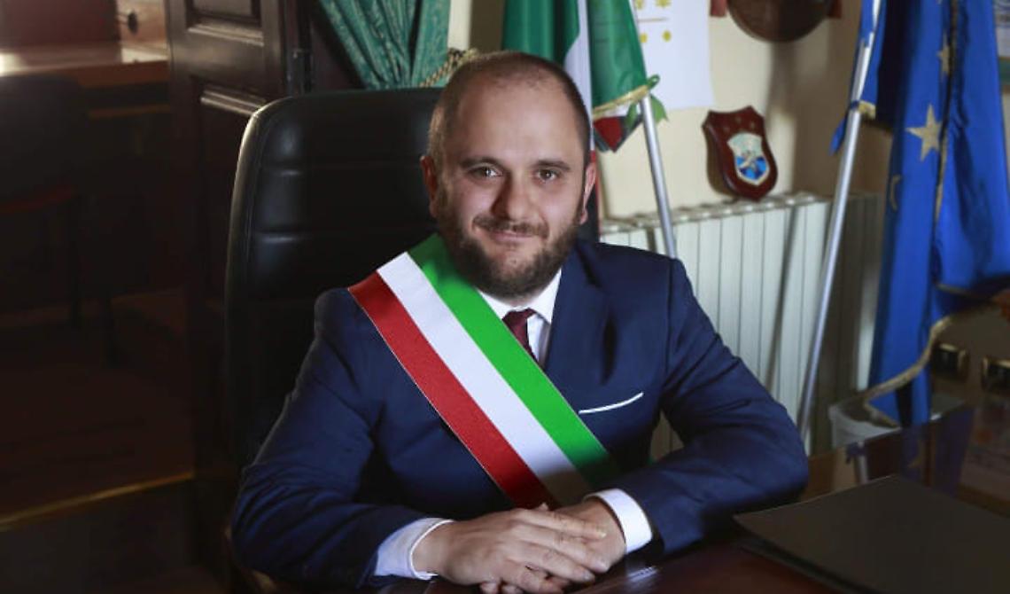 Il sindaco di Nardò Pippi Mellone a Patuanelli: al Governo fate le orge politiche e vuoi giudicare me che sono un uomo libero?