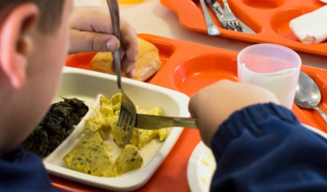 Ritorno a scuola tra mensa e rischio contagio. Ecco la ristorazione collettiva ai tempi del Green pass