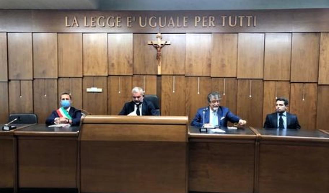Rifiuti: firmato a Potenza il "Protocollo di legalità" tra Comune, Procura ed Acta