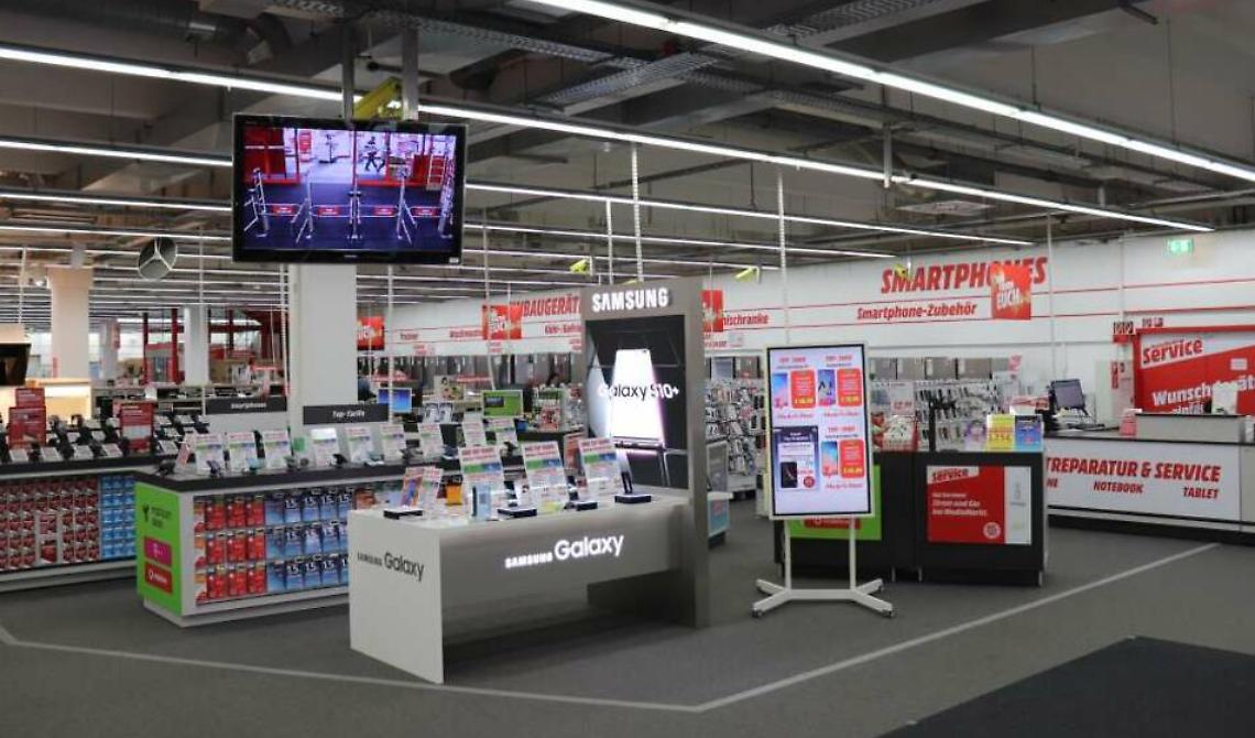 Non solo Stellantis. Anche il mercato degli smartphone in difficoltà per la crisi dei chip