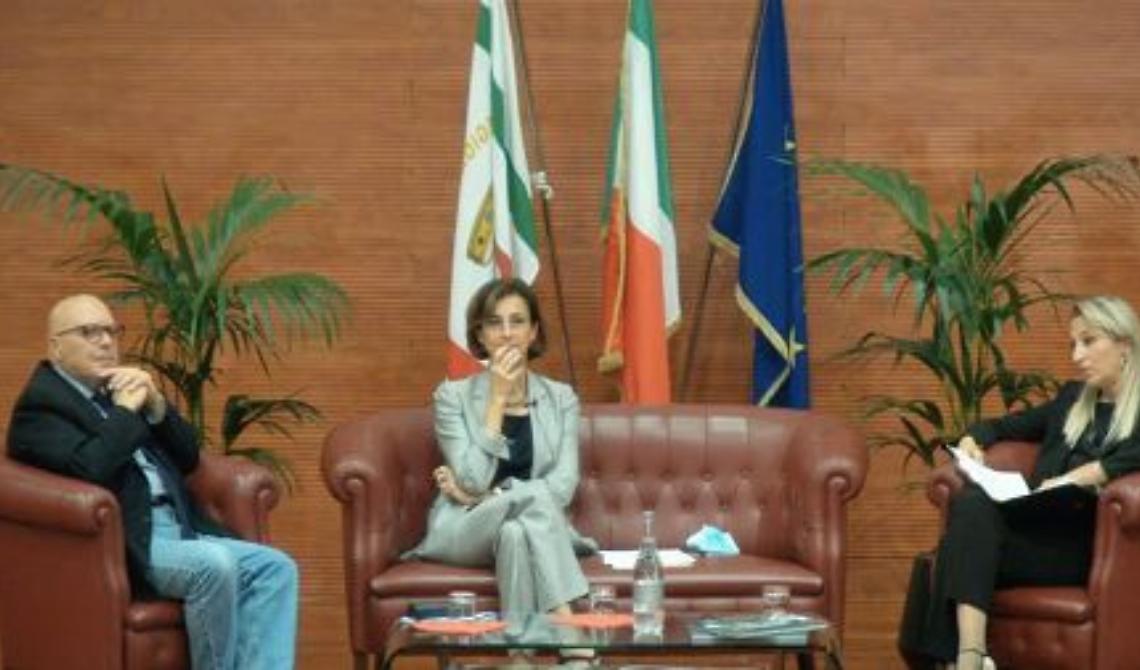 La Cartabia a Foggia per dire che lo Stato c'è e per annunciare il rinforzo di 67 unità in Tribunale