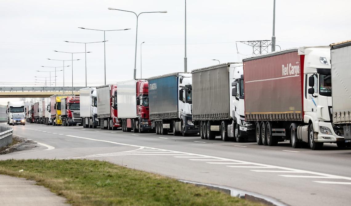 Caos green pass: Conftrasporto chiede parità di trattamento. Il presidente Uggè: «Stiamo valutando di invitare le imprese a fermare i camion»