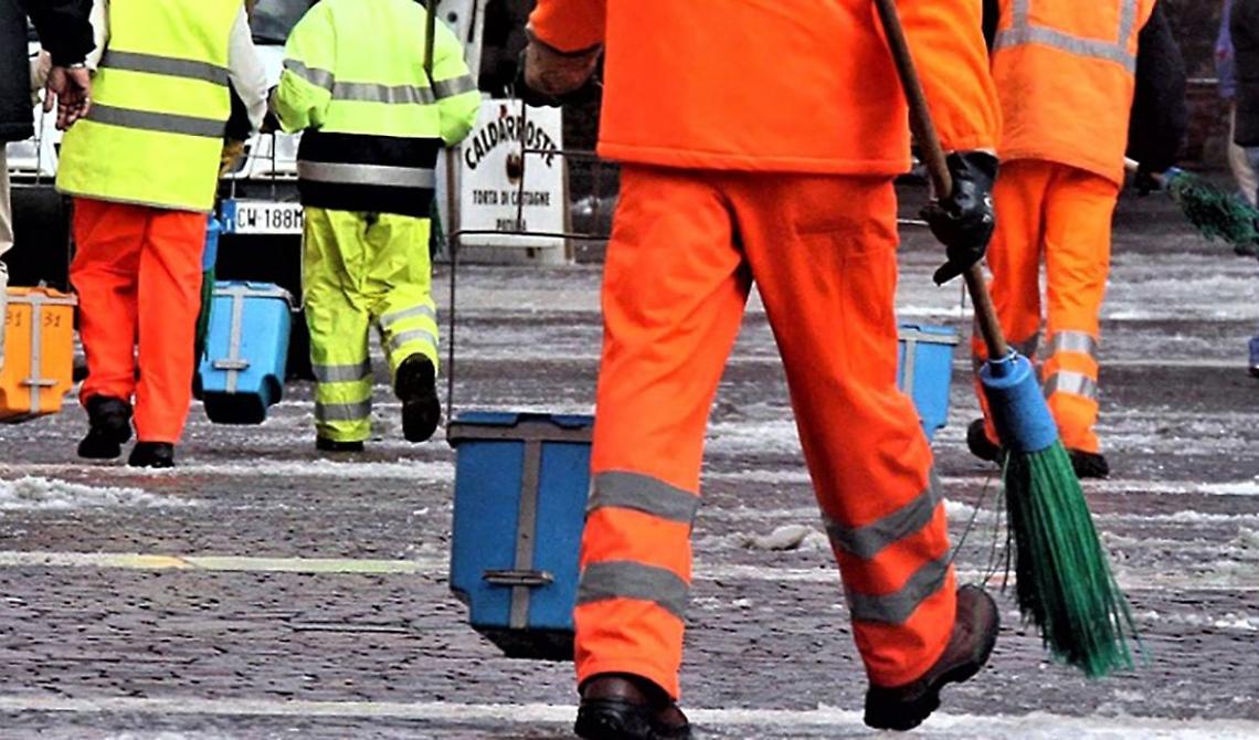 Oggi lo sciopero dei servizi ambientali tra pubblico e privato: incrociano le braccia oltre 100 mila addetti