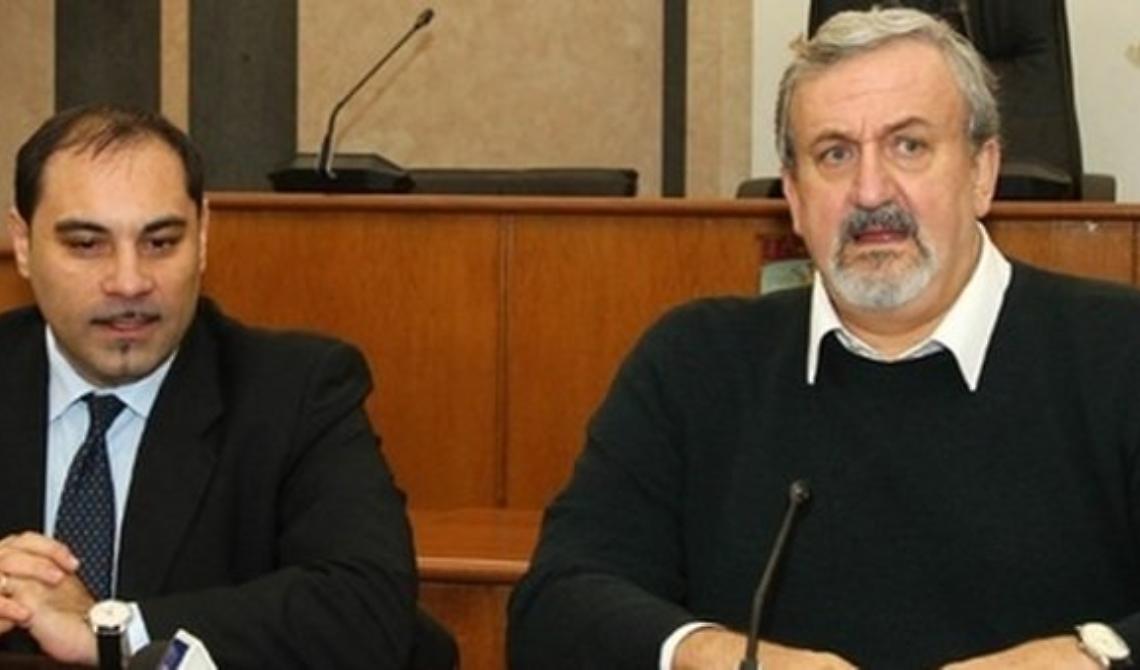 Taranto si ribella a Emiliano: la sua maggioranza di centrosinistra manda a casa il sindaco Melucci