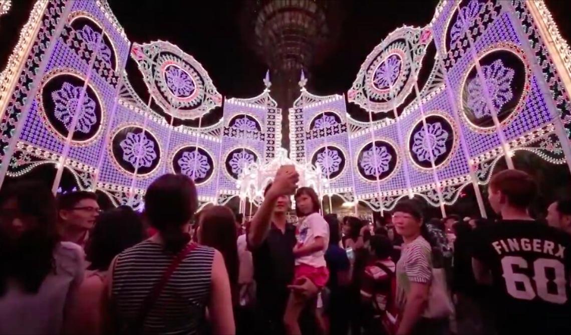 La Puglia illumina il Natale di Singapore con le luminarie del barese Paulicelli