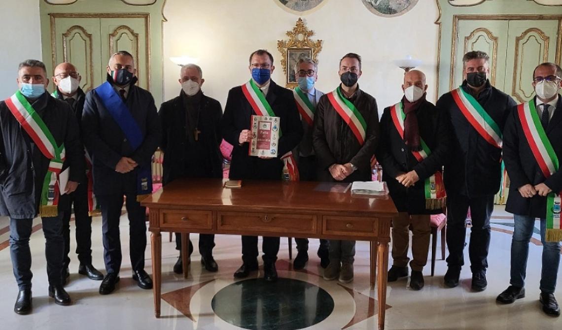 I sindaci del Materano siglano il "Patto dell'Amicizia"