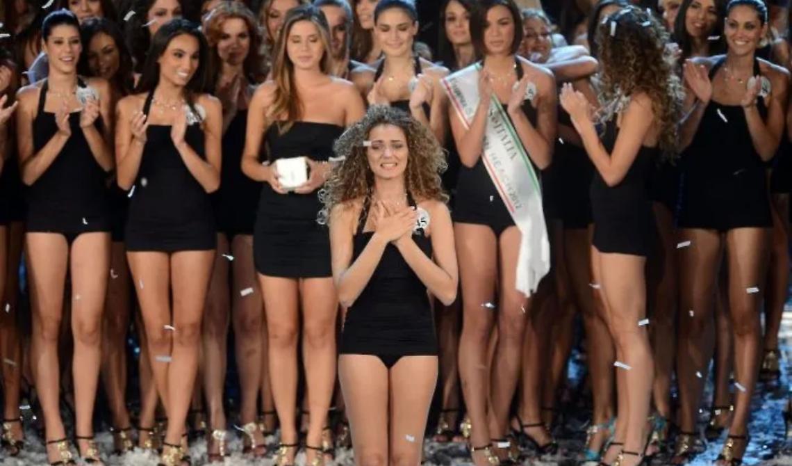 Il green pass non crea luoghi sicuri: il Covid ferma Miss Italia 2021, la finale di domenica sera a Venezia è stata rinviata