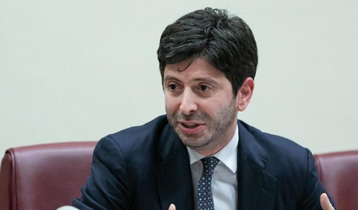 Per Speranza «L'emergenza è anche opportunità per il Ssn», ma nella Manovra manca la copertura per i ristori al 118
