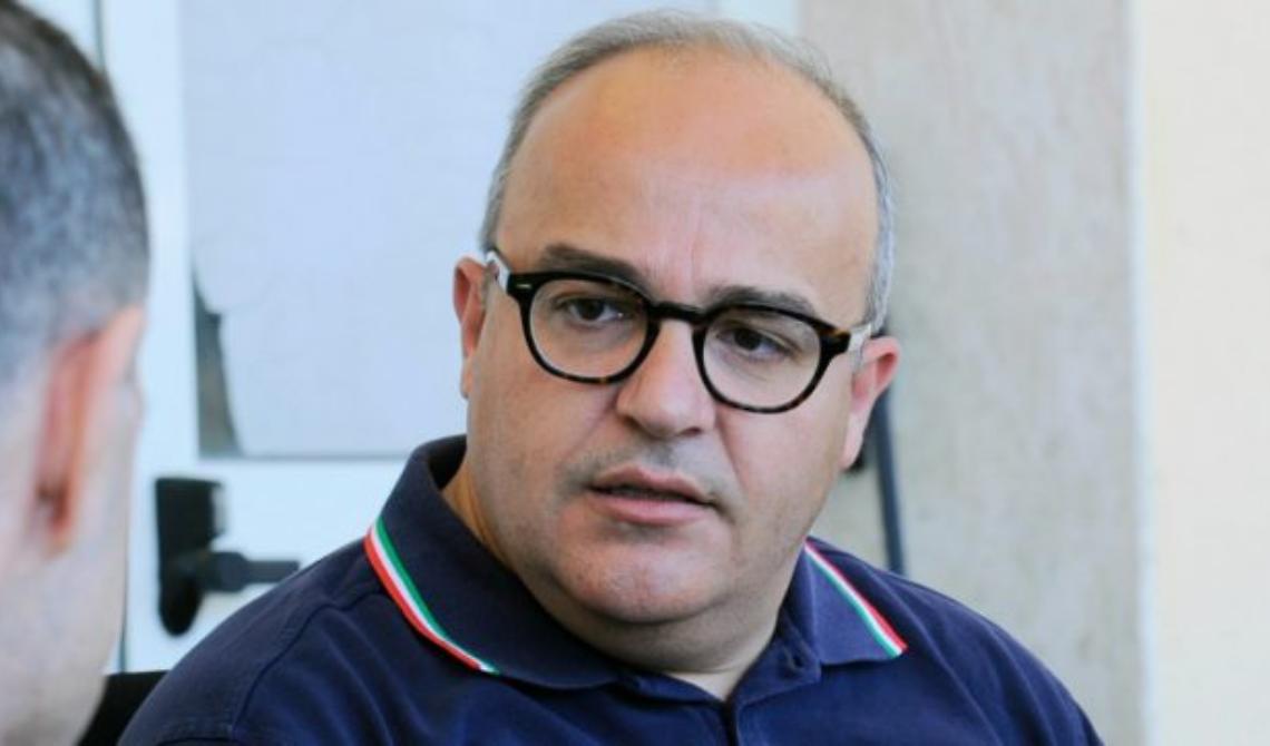 Tra camera da letto e cassaforte, trovati 18.950 euro delle tangenti versate dai costruttori di Foggia e Noci all'ex responsabile Protezione Civile della Puglia
