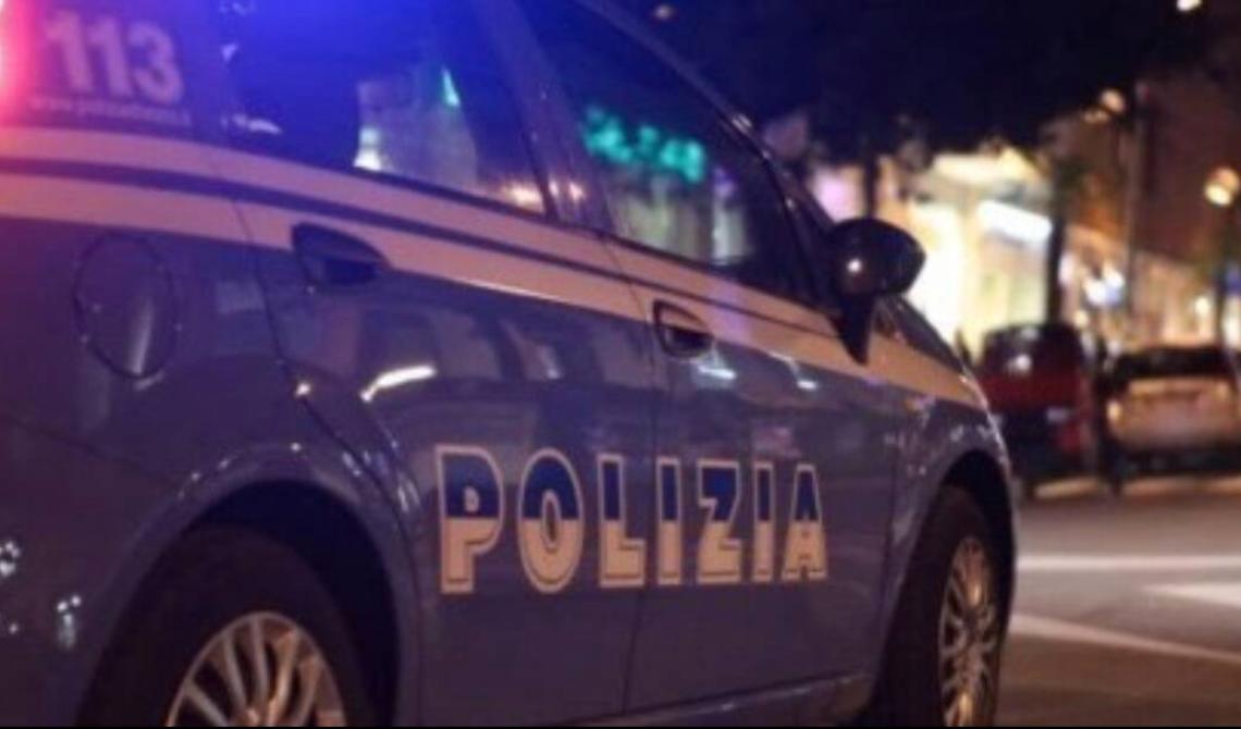 A Foggia il cellulare può squillare "a suon di schiaffi": quelli ricevuti da chi te lo porta via