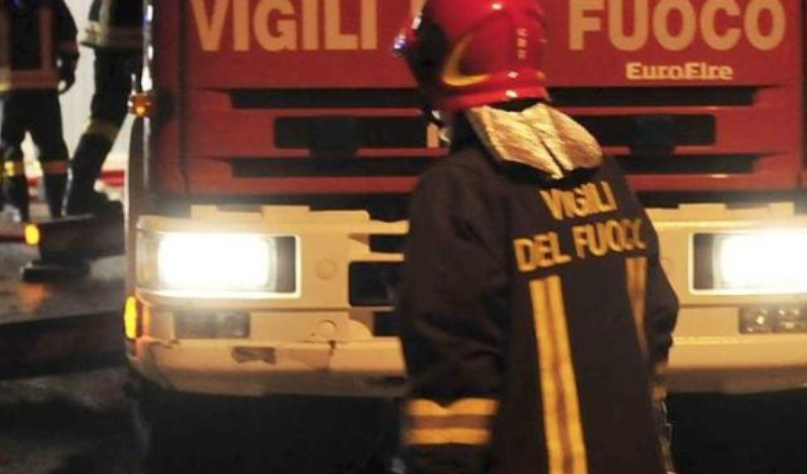 Caffè bollente nella notte a Foggia: quello delle fiamme al furgone di un distributore della "bevanda del diavolo"