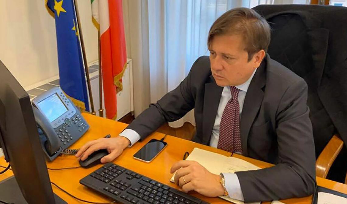 Al ministero della Salute l'ottimismo ha il volto di Sileri: «Credo che molto presto le regole verranno alleggerite»
