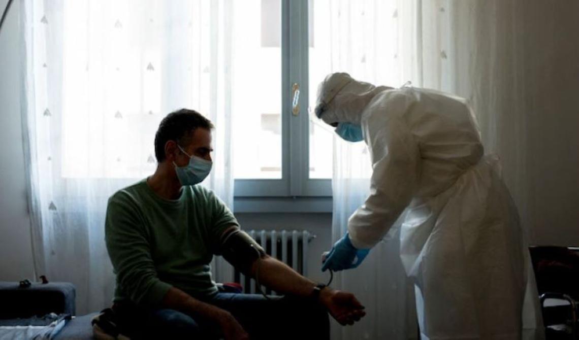 Dallo studio del prof. Fazio prende forma all'Istituto Mario Negri un approccio controllato sui farmaci per la cura domiciliare del Covid in fase precoce 