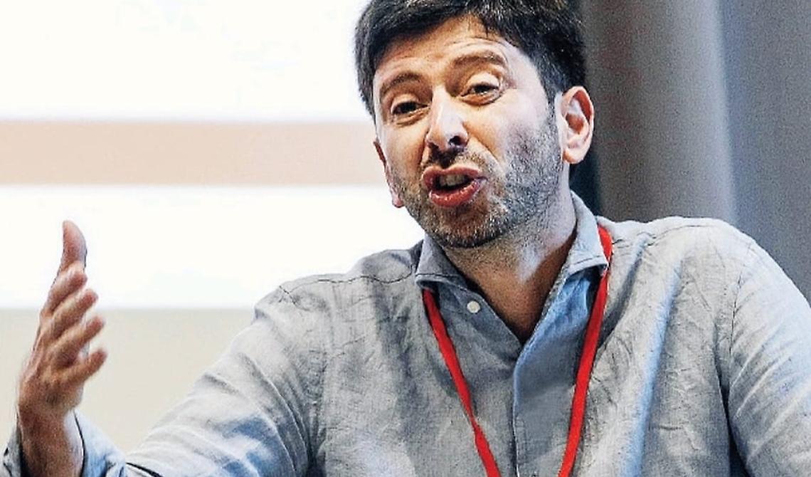 C'è l'emergenza sanitaria e Speranza prepara la sforbiciata alle prestazioni sanitarie