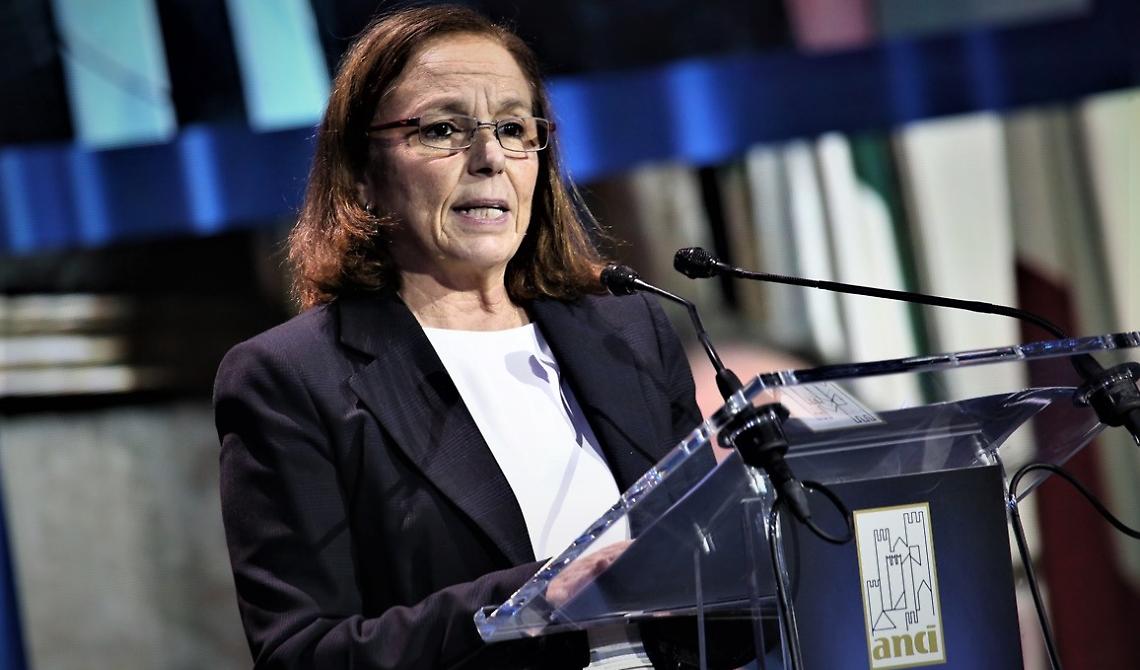 Prima il manganello, poi il dietrofront. Lamorgese "sensibilizza" i prefetti: «La linea è quella del confronto e dell'ascolto»