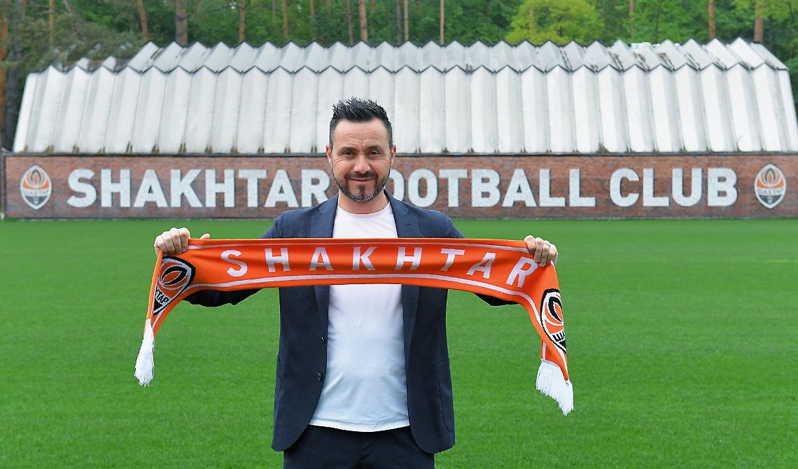 De Zerbi, ex allenatore del Foggia, ora alla guida dello Shakthar Donetsk: «L'ambasciata ci aveva consigliato di tornare a casa»