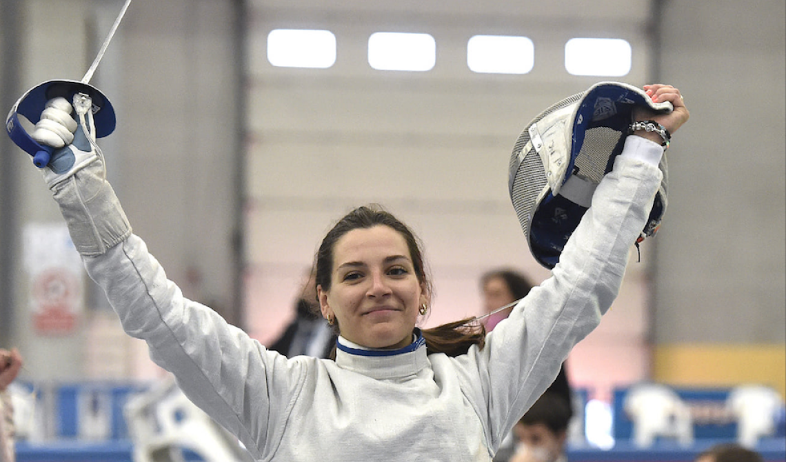 Atene laurea Michela Battiston, la spadaccina volante dell'Aeronautica che si allena a Foggia