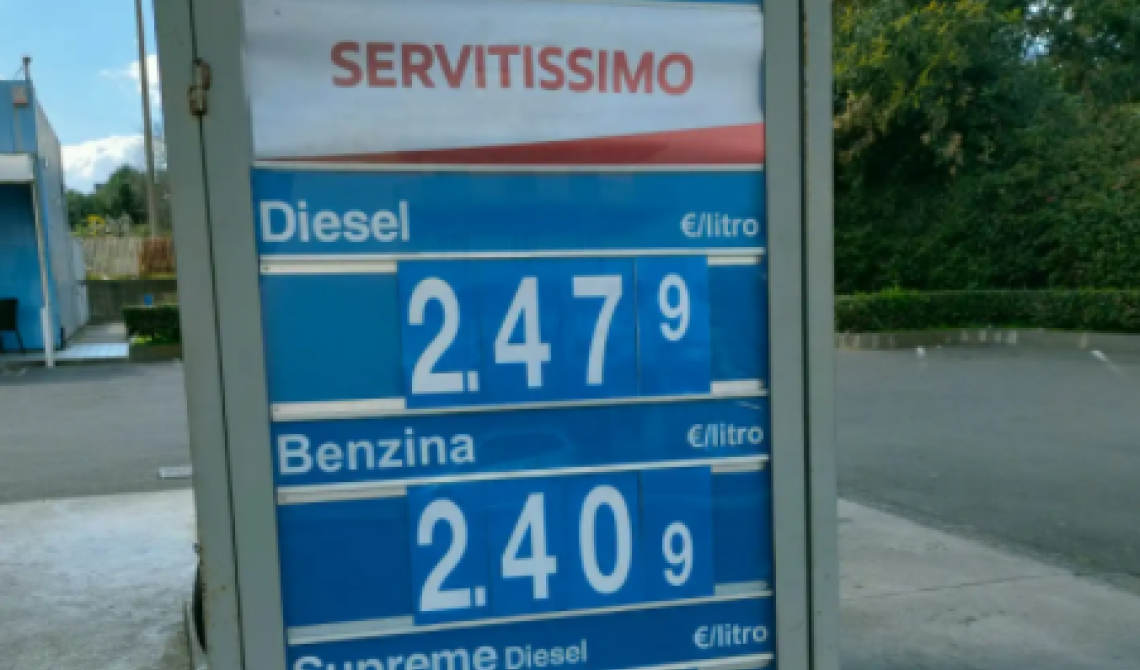 Cifre record: il gasolio con l'accisa più bassa supera il prezzo della benzina