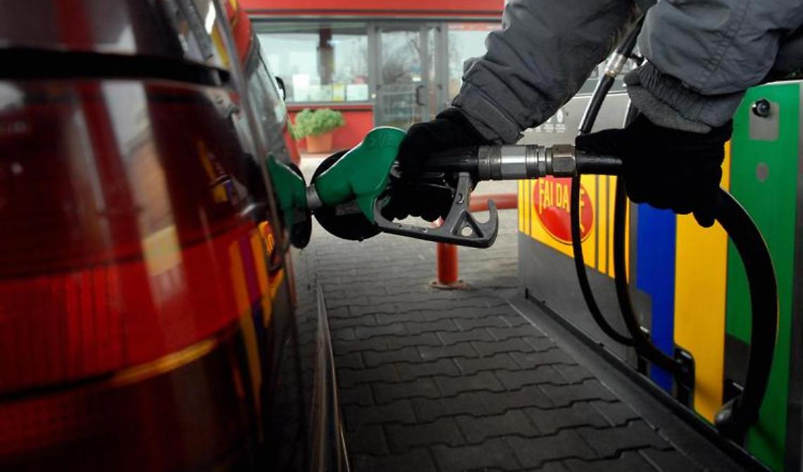 Caro carburante, dopo la Procura di Roma si muore anche l'Antitrust