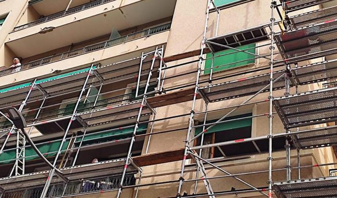 Cade da un cornicione,  perde la vita un operaio di 70 anni di Cerignola