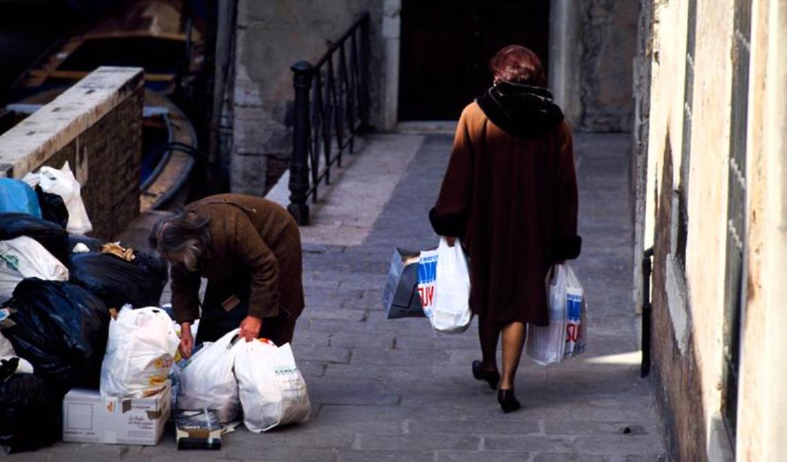 Allarme di Cgia: «Cresce il debito di famiglie e Partite iva, c'è il rischio usura»