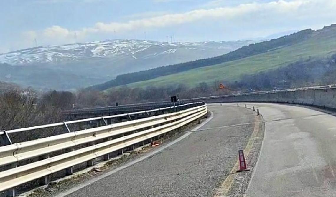 Statale 407 Basentana. Un pendolare: «Ferrandina-Potenza andata e ritorno è un atto di fede»