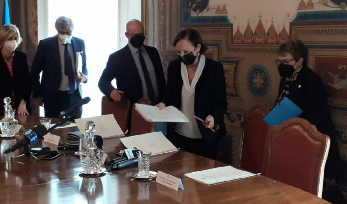 Lamorgese a Campobasso: il Molise va difeso dalla criminalità di Foggia e della Campania