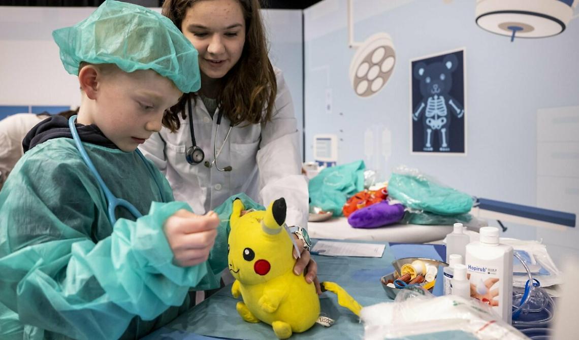 Diffusione di epatite misteriosa tra i bambini, allerta anche in Puglia: in Inghilterra si studiano relazioni con Covid e vaccini