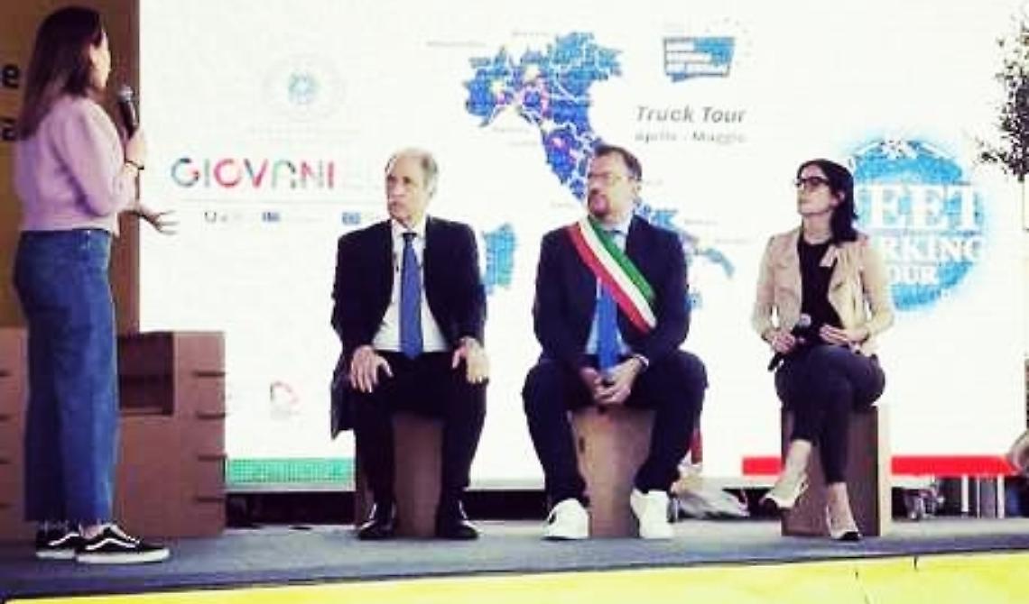 «Una stagione di reale protagonismo giovanile»: Bardi a Matera parla ai cittadini del futuro