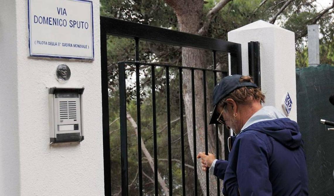 Centinaia di richieste da tutta Italia per fittare la casa di Lucio Dalla alle Isole Tremiti per le vacanze