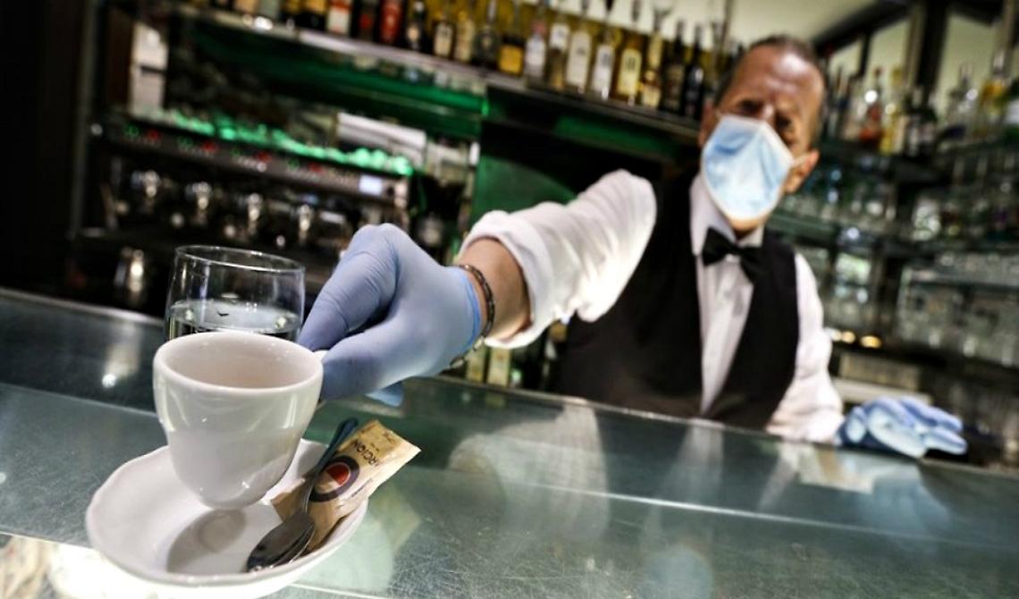 Caro caffè, monito di Assoutenti: la tazzina raggiunge nei bar prezzi sempre più alti