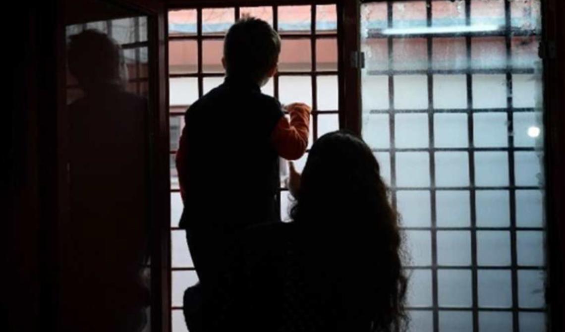 Avanti l'Iter della Legge Siani, obiettivo niente più carcere per i bambini figli di madri detenute