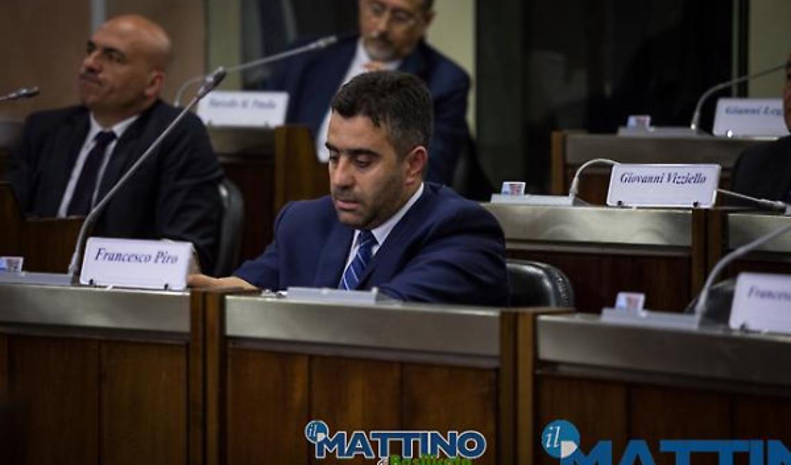 Piro prova a rottamare l'Ufficio di presidenza, Cicala è alle corde interviene Marti 