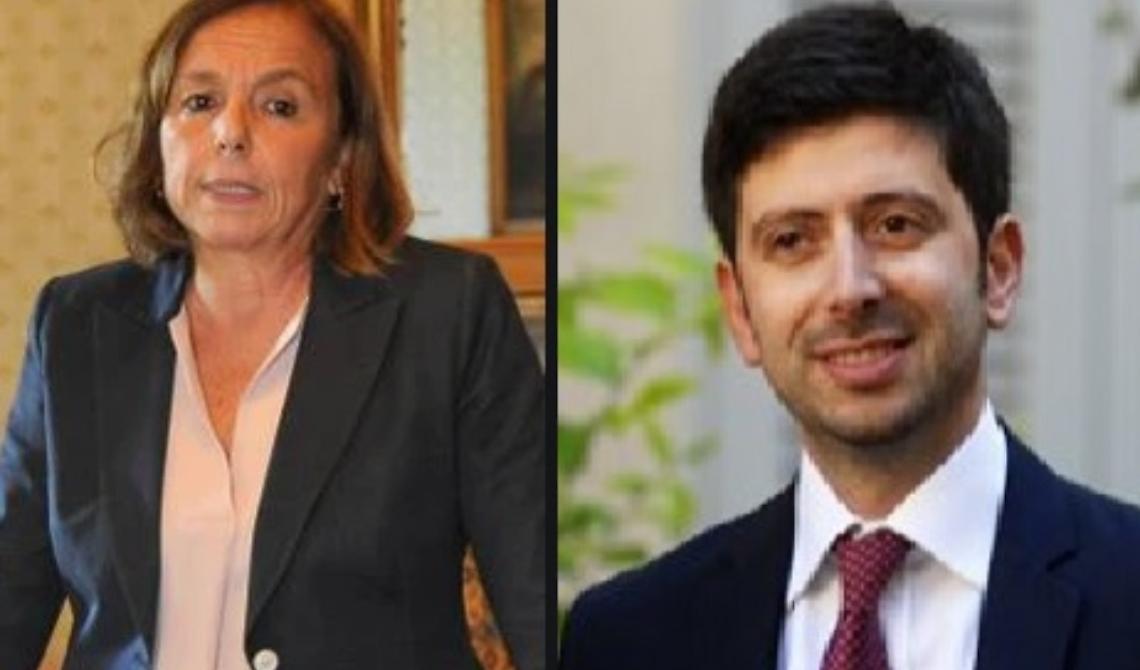 Crolla l'antiscienza di Speranza e Lamorgese, al seggio la mascherina sarà solo raccomandata