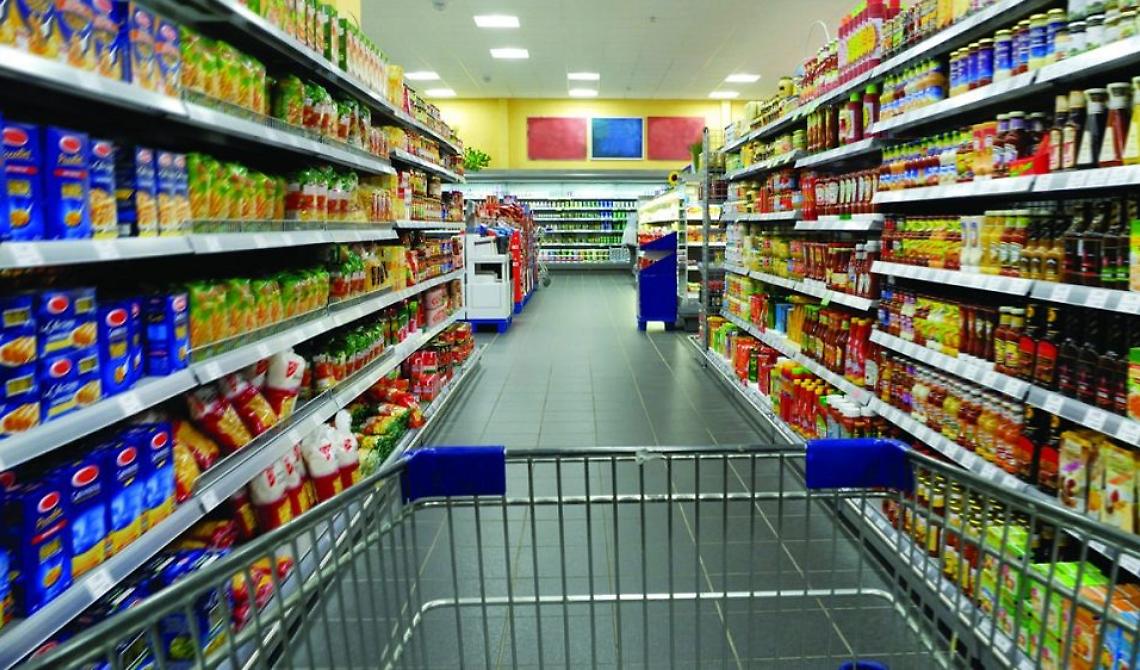 Aumenti senza sosta per pane, pasta, riso, pesce e carne: l'inflazione bastona le famiglie