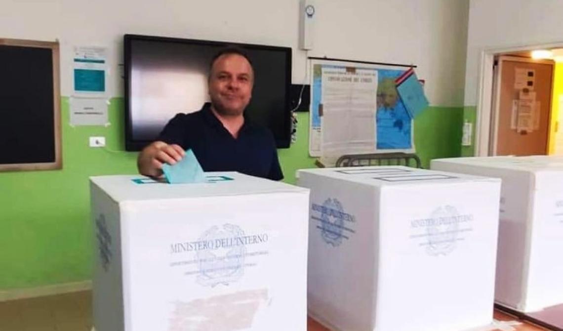 Referendum, il punto di Lomuti: «Ovviamente 5 No. A parte Severino e custodia cautelare .. »