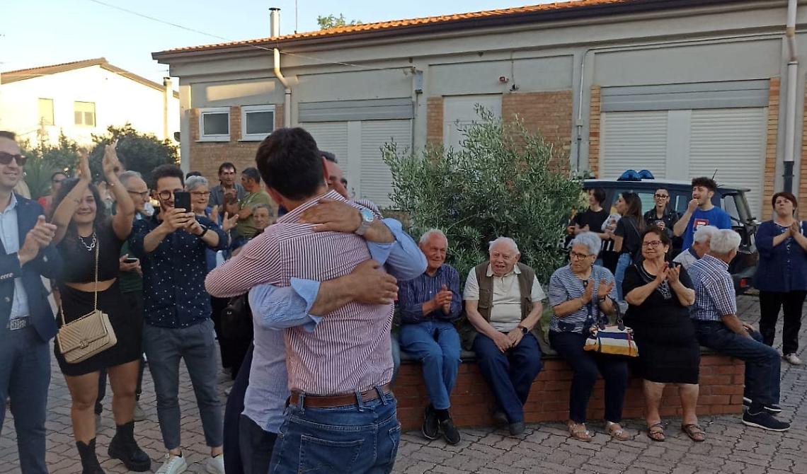 Grassano: Luberto confermato sindaco. Soddisfazione del numero uno dei Dem, La Regina