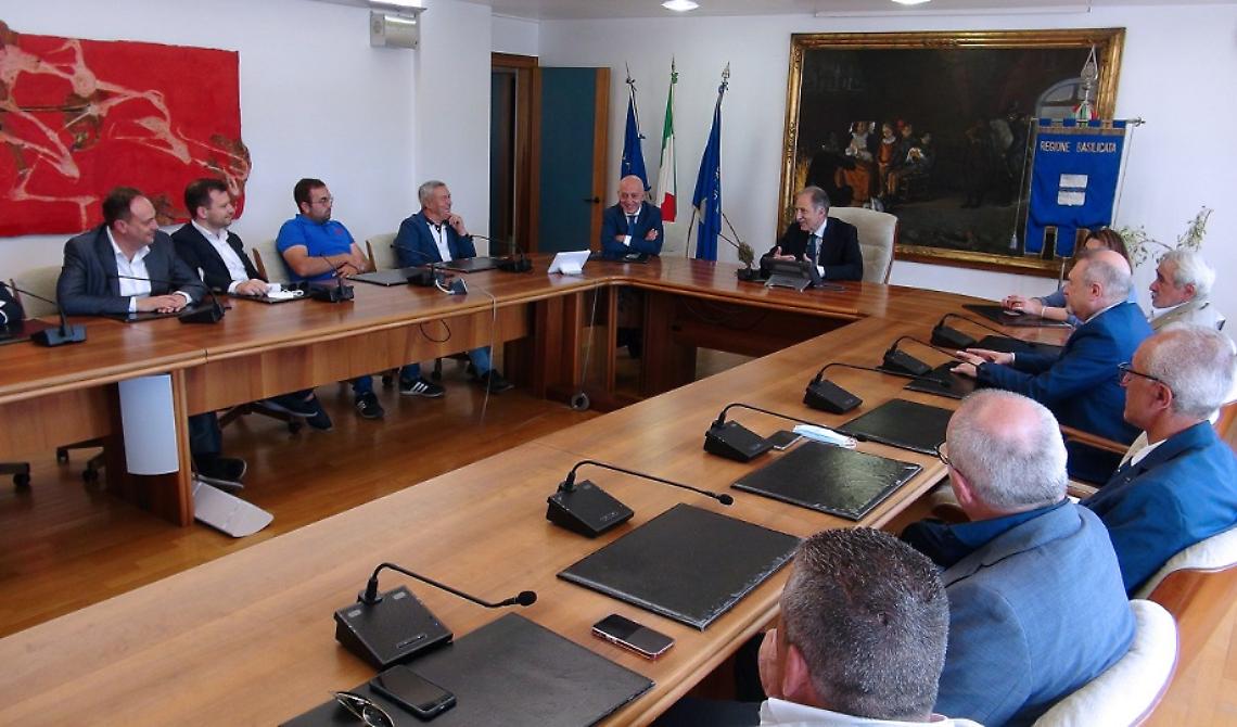 Bardi incontra i sindaci neoeletti e riconfermati confermando l'impegno per lavorare insieme 