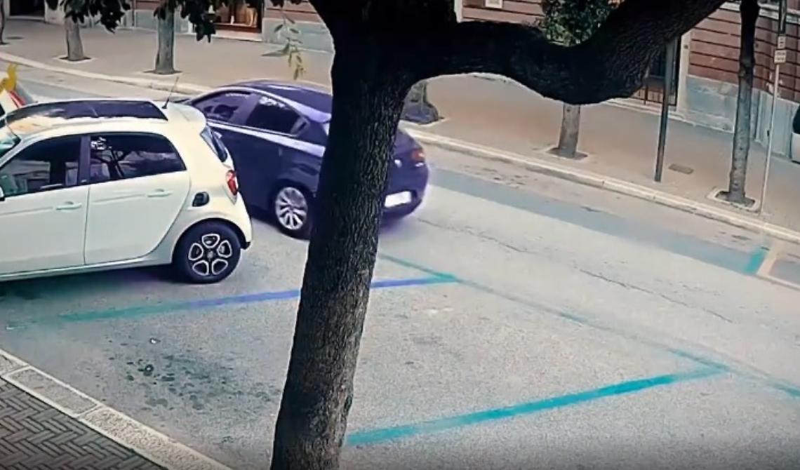 Tentata rapina in una gioielleria di Matera, avviso di garanzia notificato a 4 baresi