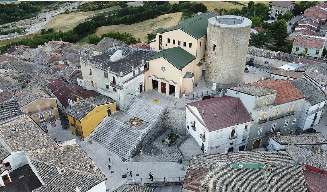 A Castelluccio Valmaggiore un Ferragosto di Nomadi, santi e ghiottoni
